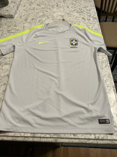 This white nike - white, brazil